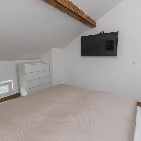 דירה The House בורגאס